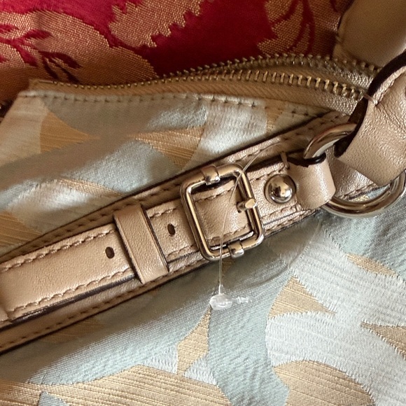 Coach Sky Blue and Cream Satchel - Picture 4 of 16